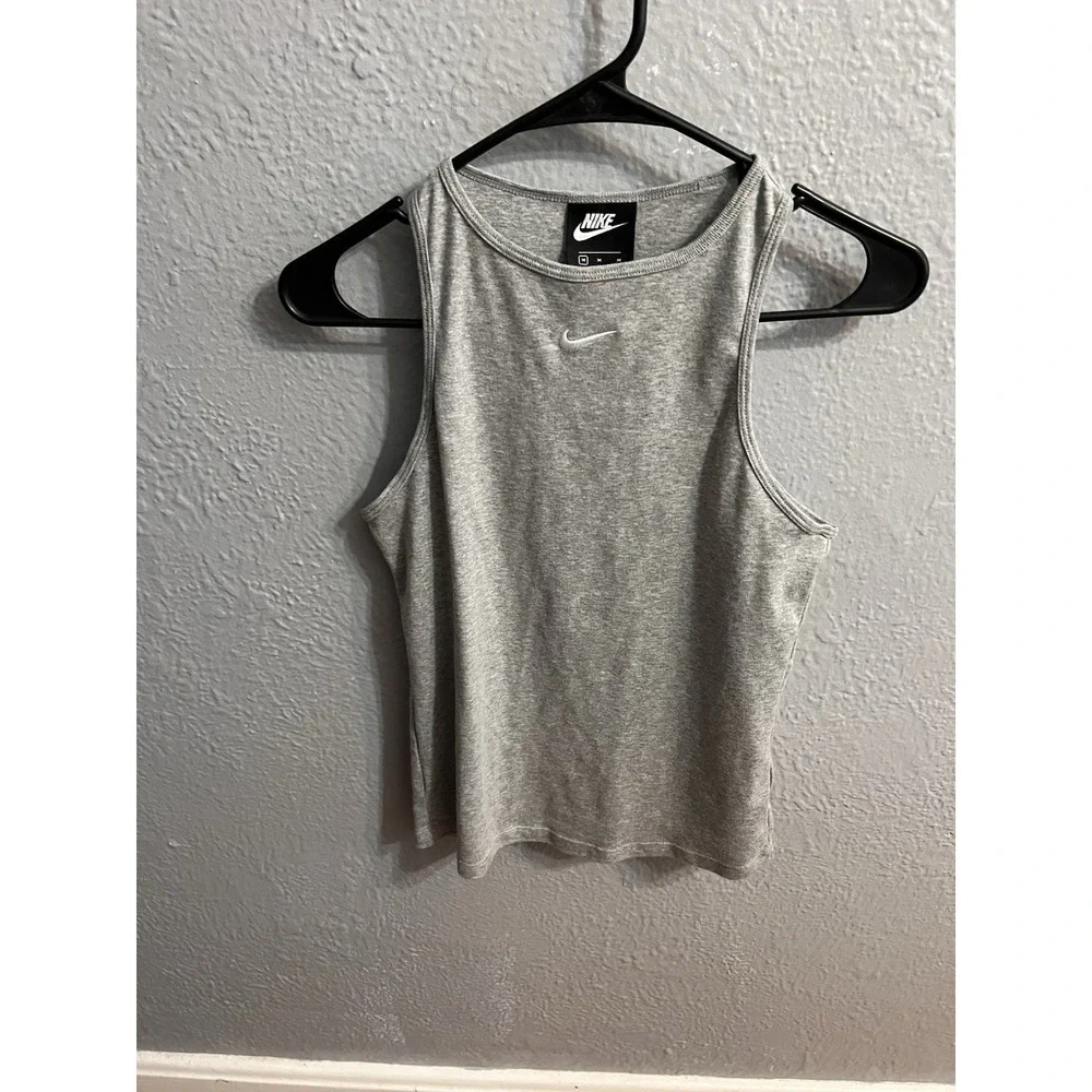 Nike women gray